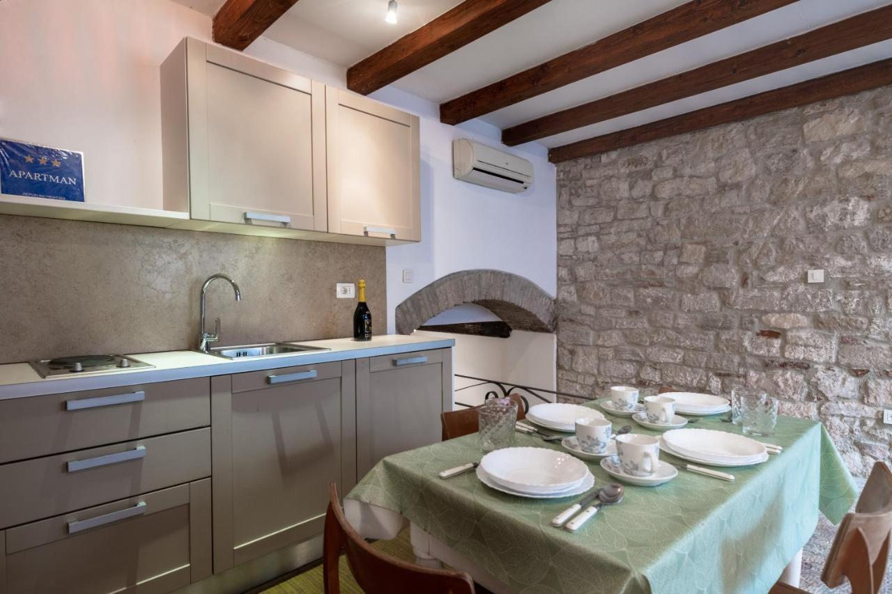Apartment Blue Bay Free Parking Rovinj Ngoại thất bức ảnh